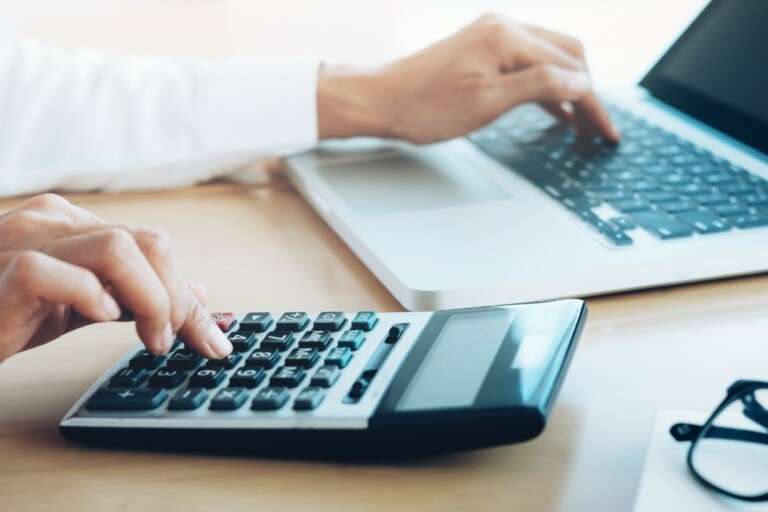 finances-saving-economy-concept-female-accountant-banker-use-calculator.10e788